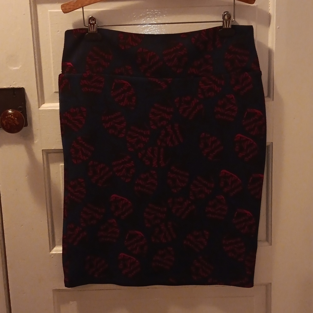 Lularie XL skirt blue red feathers 🪶